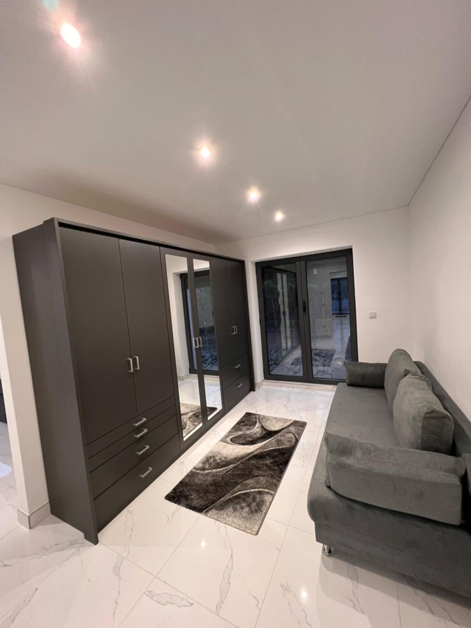 Penthouse M1 Apartment Neunkirchen  Bagian luar foto