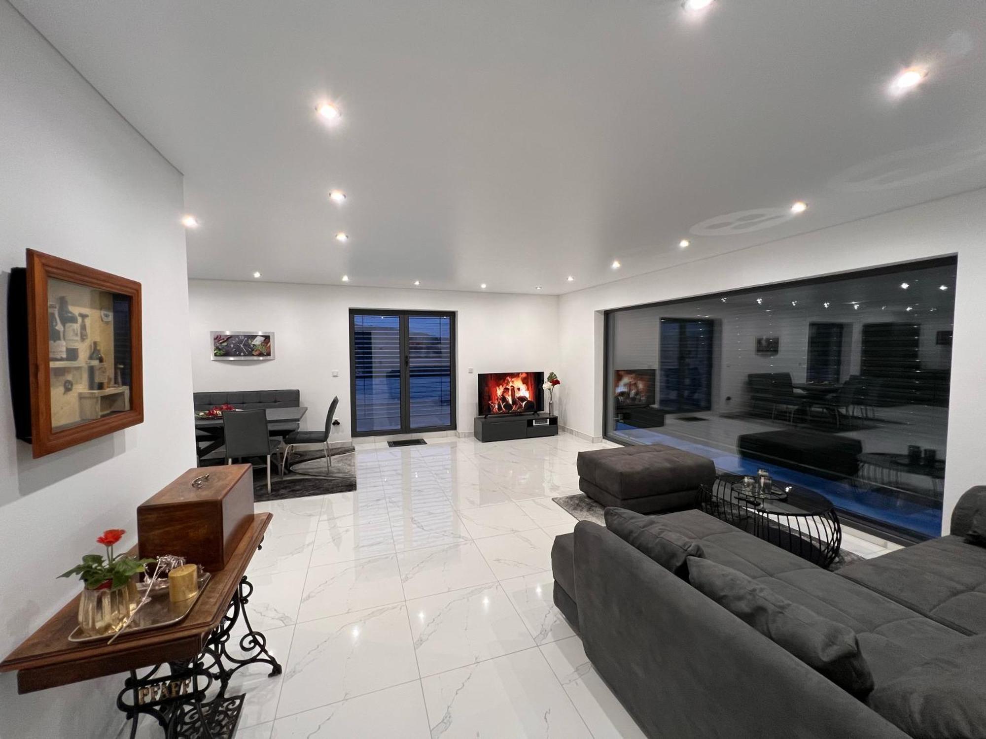 Penthouse M1 Apartment Neunkirchen  Bagian luar foto